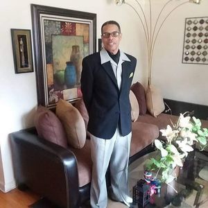 Meet your Posher, Dwight